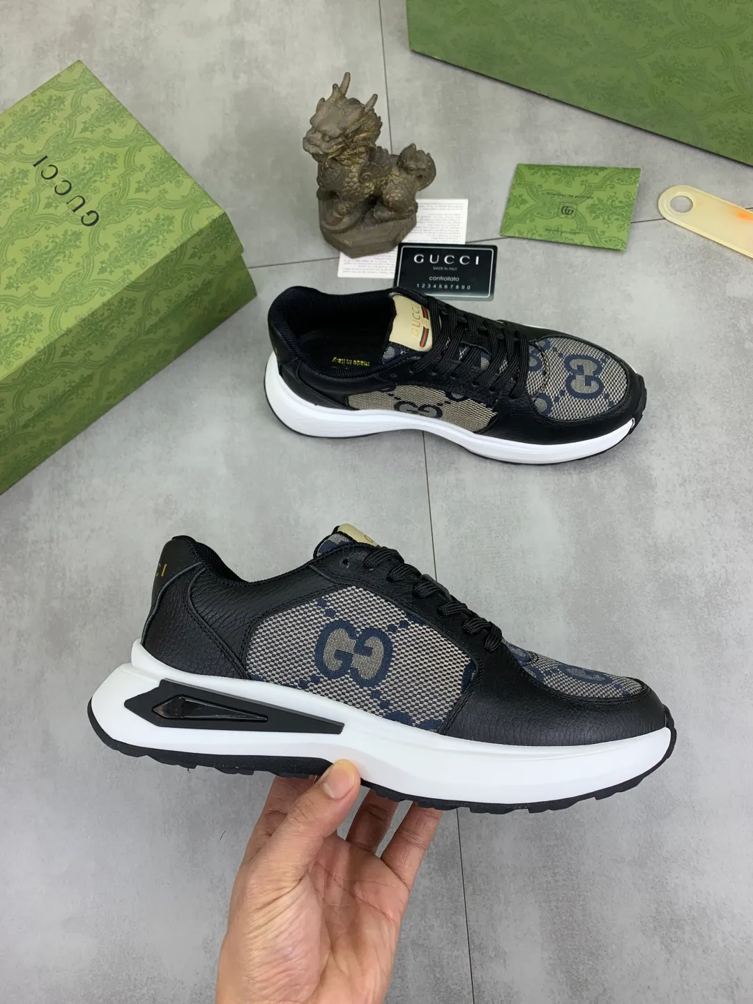 Men's shoes 💰P460💰【New model】🆘 The latest model from Gucci official website🎁Classic casual and fashionable men's shoes👟Best model💥The style is simple and elegant, exclusive for trendy men. Unique official website latest brand elements👑Gucci original decoration, fashionable and generous, the fabric is made of original soft calfskin➕Comfortable soft pigskin lining ✅Wear-resistant rubber outsole specified on the official website_Full of elasticity, the classic model taken at the counter 🎬Color: 3️⃣colors available😍Number of codes: 38-44 (45 46 customized)